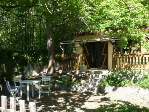 G�te Insolite De L'escouriou
