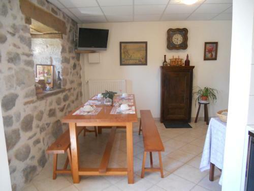 Bed & Breakfast Annie Jouve Chambres D'h�tes Champassis
