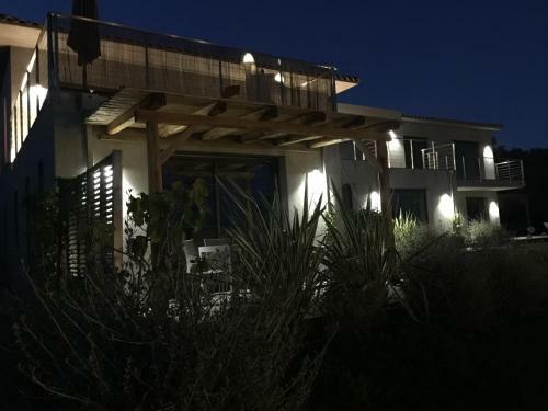 Bed & Breakfast Chambre D'h�tes C�t� Maquis