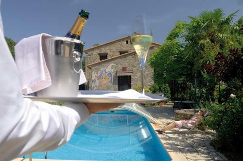 Bed & Breakfast Les Loges Du Jardin D'aymeric
