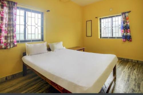 Hostal Radhabai Hotel