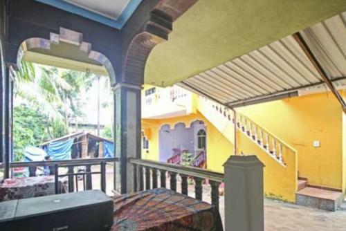 Hostal Radhabai Hotel