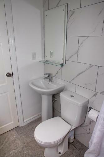 Stunning 2 Bed Bungalow With Private Pool In Barbados