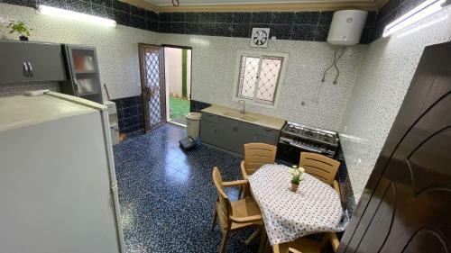 Naser Apartments