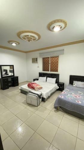 Naser Apartments