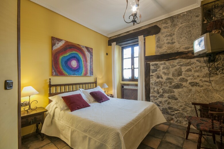 Hostal Rural Elosta