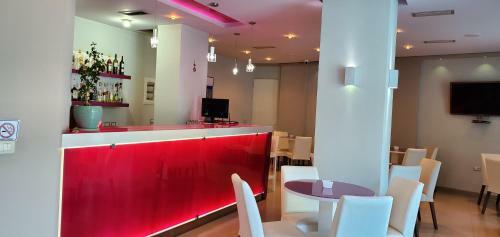 Hostal Hotel Glow
