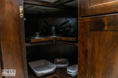 Villa New, 3bdrm Tropical Oasis, Central, Garage, Fireplace, Wifi!