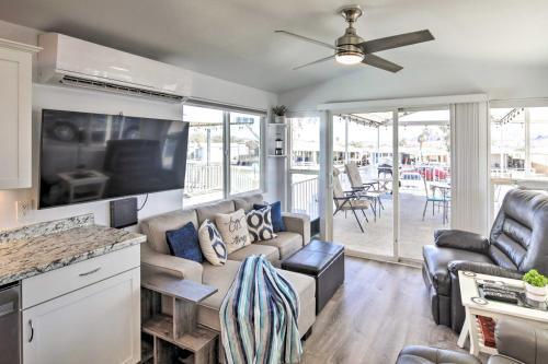 Lake Havasu Escape With Views - Walk To Lake!