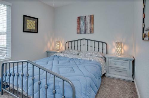 Private Resort Centrally Located W/ Outdoor Oasis.