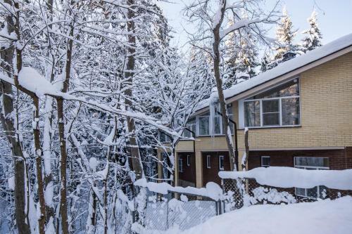 Hotel House Of The Hunter