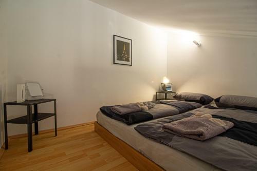 Entire Apartment Banjole