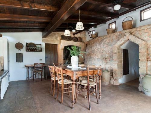 Locazione Turistica Tia Pool Trullo