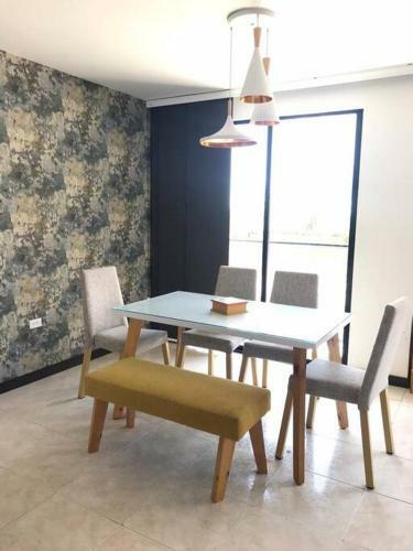 Linda Y C�moda Casa En El Norte de Armenia