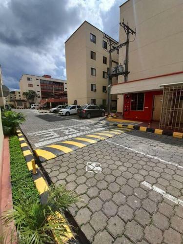 Apartamento Full Apto En El Coraz�n de Cali 2alcobas/piscina