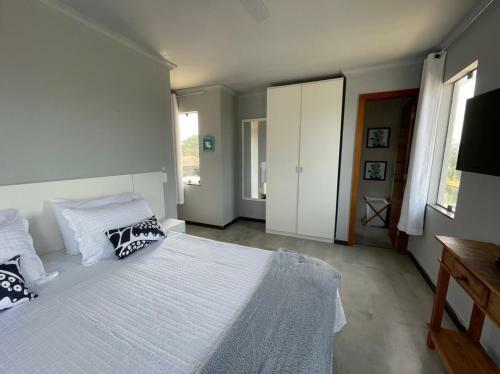 6 Su�tes B�zios Frente Mar ! Piscina , Casa Nova
