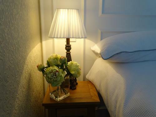 B&B Lillian May