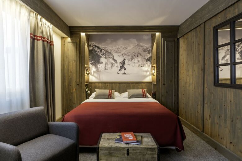 Hotel Edelweiss Manotel