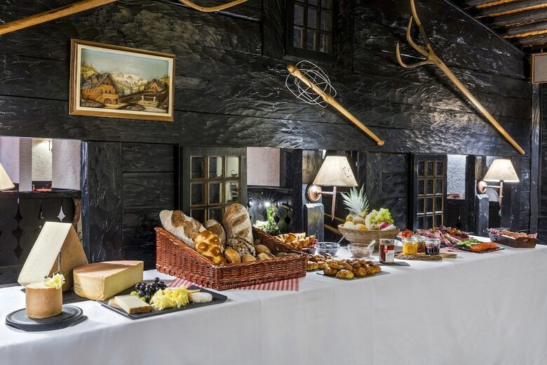Hotel Edelweiss Manotel