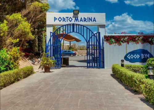 Sea View Apartment In Porto Marina