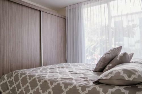 Apartamento Modern 3 Bedroom Condo With Pool 3 Min From Beach