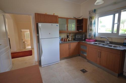 Beach Front Four-bedroom Villa In Ph4 With Private Pool In El Gouna