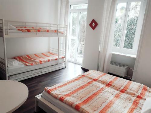 Hostal Hotel Garni Battello