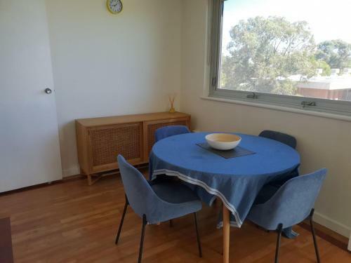 Forrest Four Apartment - 2 Bedroom Fremantle Apt