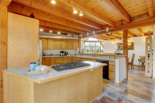 Secluded Rustic Dome With Majestic Views At Idaho Springs