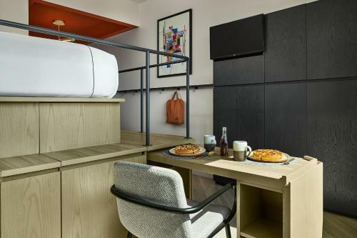 The Catbird Hotel