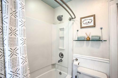 Modern House With Yard Less Than 7 Mi To Dtwn Denver!
