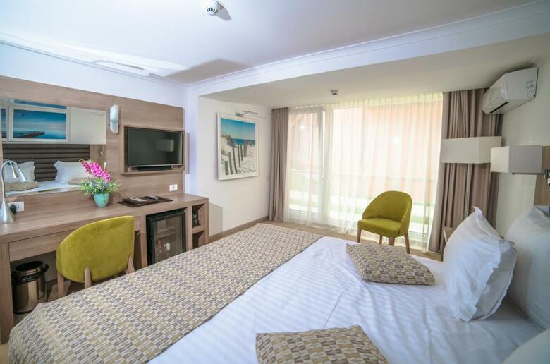 Hotel Saturn