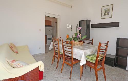 Apartment In Vila Mia
