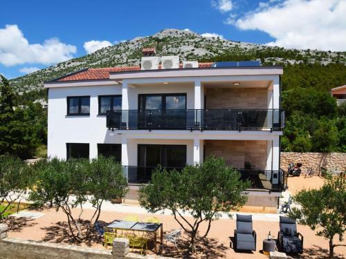 Apartments, Starigrad-paklenica
