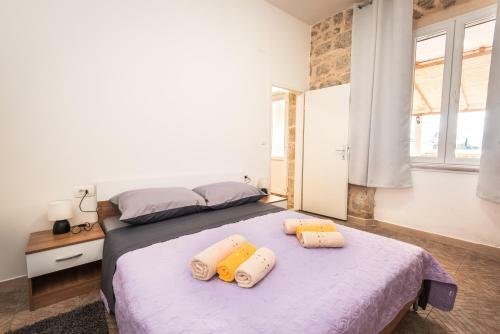 Marinus Apartments
