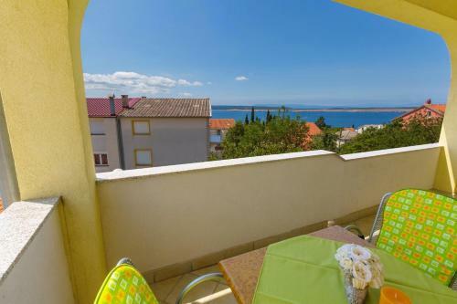 Apartments In Dramalj 39030