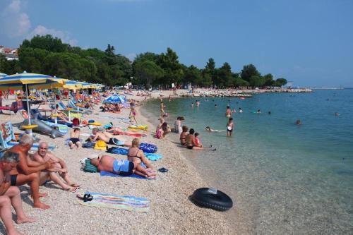 Apartments With A Parking Space Dramalj, Crikvenica - 18262