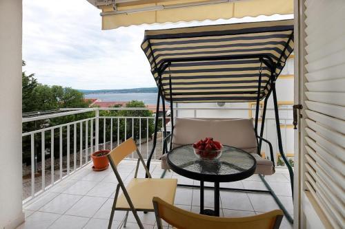 Apartments With A Parking Space Dramalj, Crikvenica - 18990