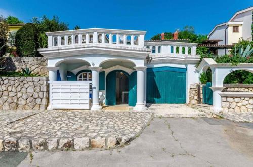 Apartment In Dramalj 39394