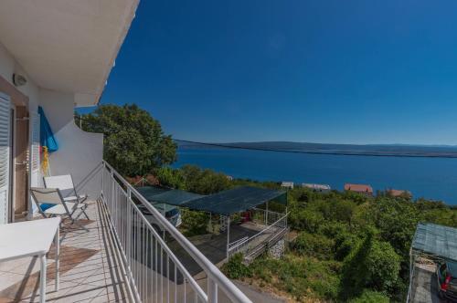 Apartment In Dramalj 41384