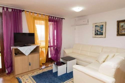 Apartments In Dramalj 41212