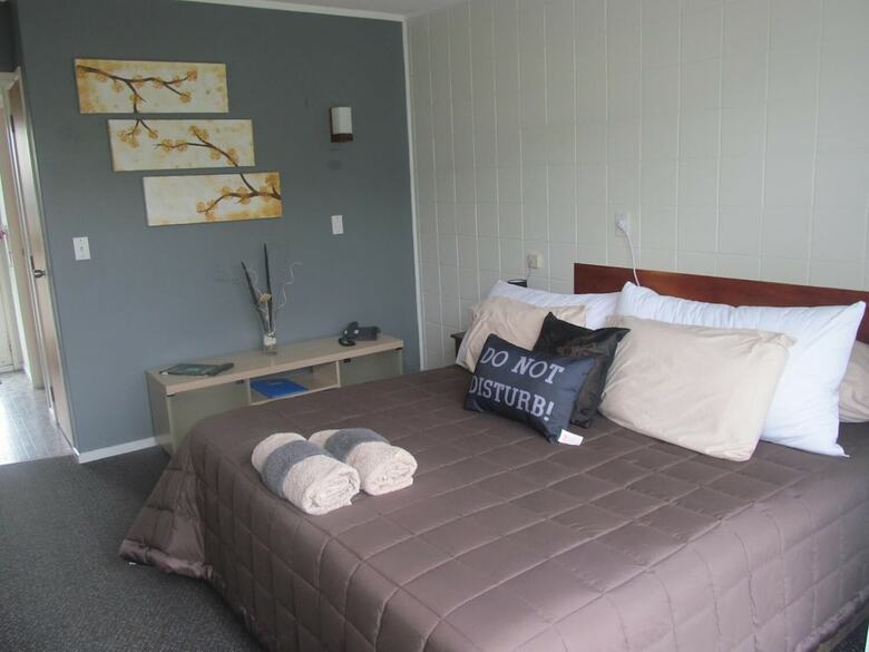Parkview Motel