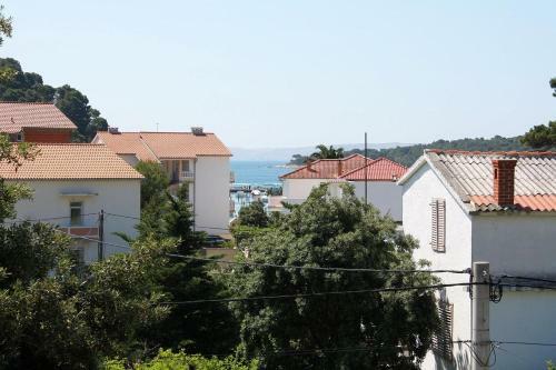 Hostal Apartments And Rooms With Parking Space Palit, Rab - 5039