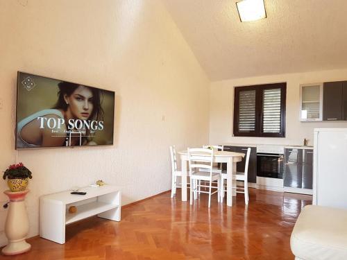 Apartments With Wifi Palit, Rab - 15365