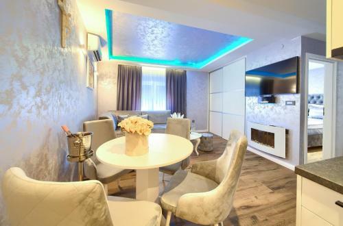 Luxury Apartments Jf