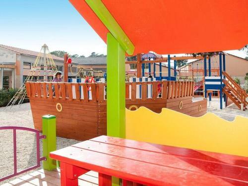 Cin03020 Padova Premium Camp Resort, Rab - Super Camping Home - 4 2, Ca 31 M2
