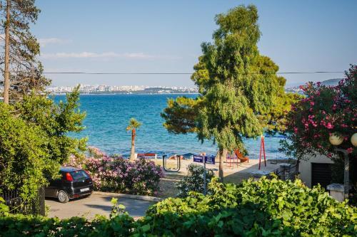 Pelivan Apartments