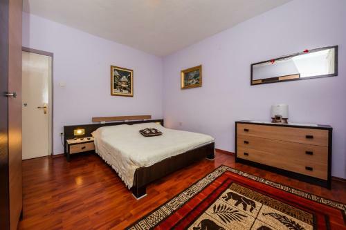 Family Friendly Apartment Kastelo