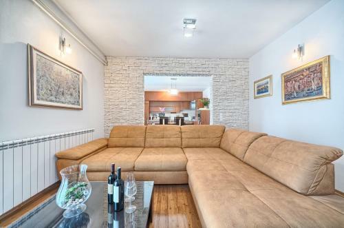 Apartment Villa Hacijenda With Private Pool And Jacuzzi
