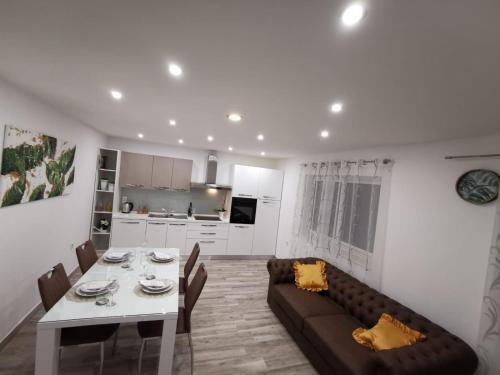 Apartmani Pina 1